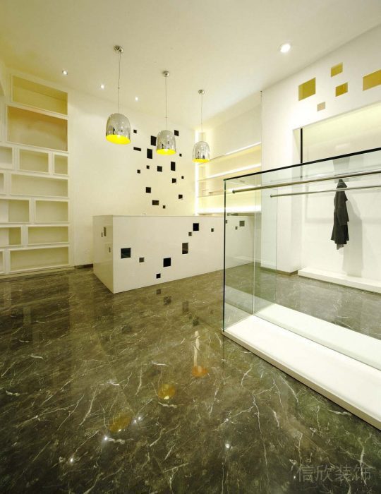 羅湖區(qū)服飾店裝修案例 羅湖區(qū)服飾店裝修案例