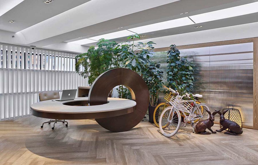 福田中心區(qū)辦公室裝修