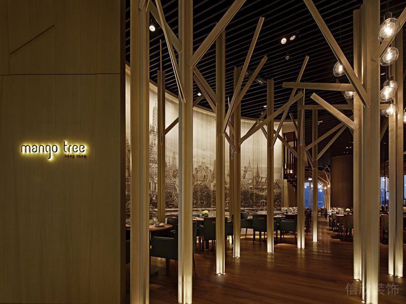 餐廳裝修_木柱裝飾