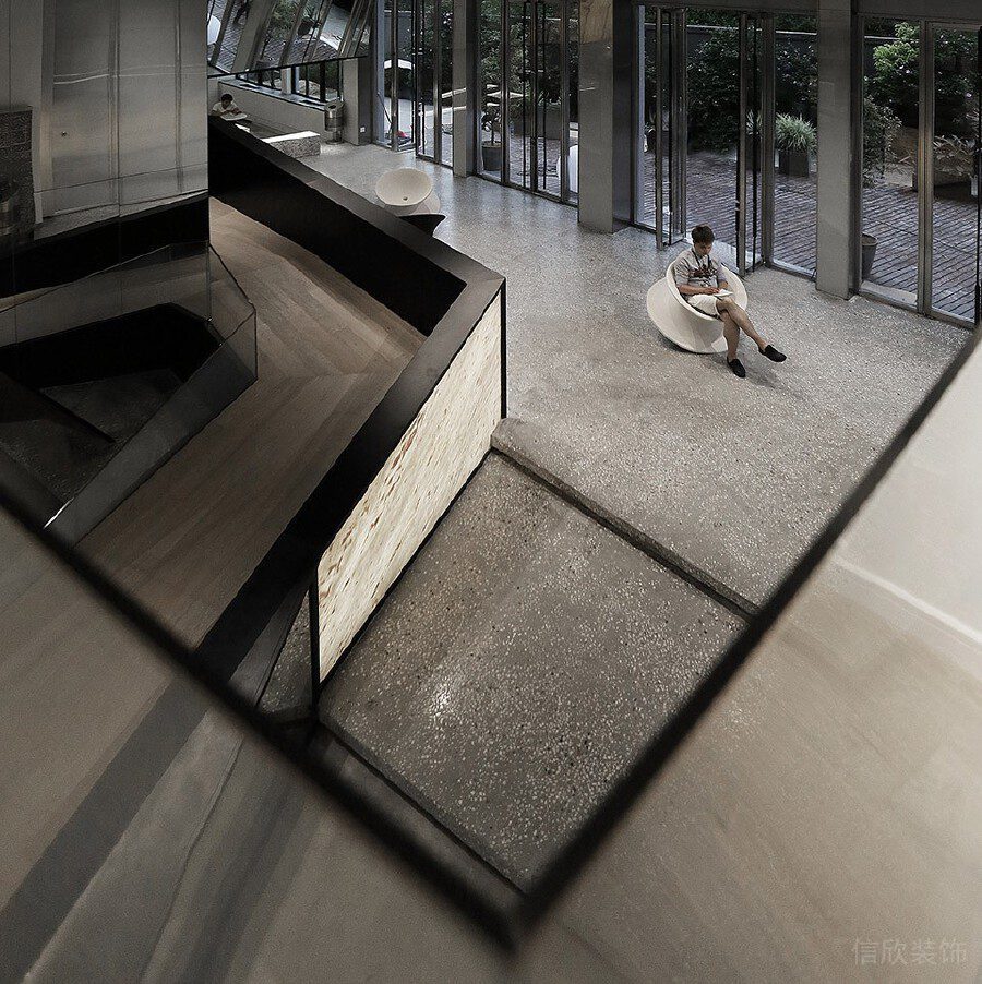 黑白色調(diào)水磨石地板過(guò)道設(shè)計(jì)辦公室設(shè)計(jì)圖