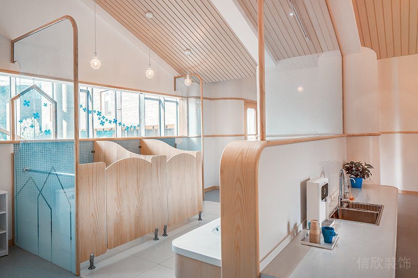 木質(zhì)衛(wèi)生間弧形洗手臺瓷磚裝修兒童培訓(xùn)機構(gòu)