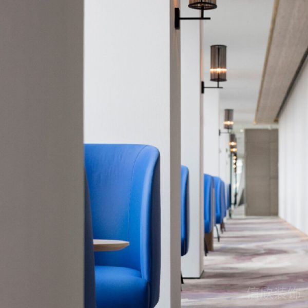 面對面裝修設(shè)計燈飾辦公室效果圖