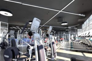 動(dòng)感單車有氧區(qū)健身房器械裝修陳列簡(jiǎn)約風(fēng)裝修