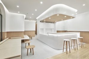 現(xiàn)代簡(jiǎn)約風(fēng)木質(zhì)茶水間辦公室過(guò)道設(shè)計(jì)