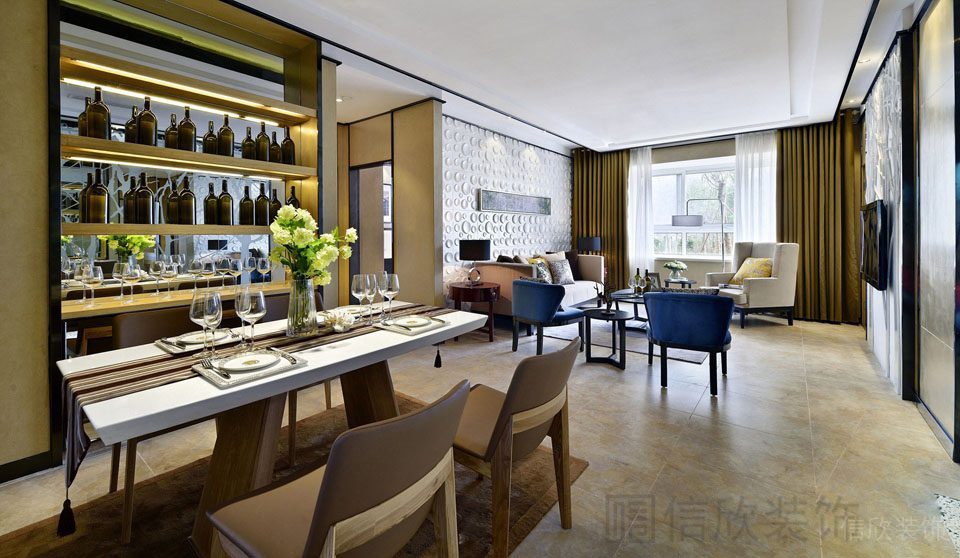 金色收納酒柜就餐區裝修木質大廳效果