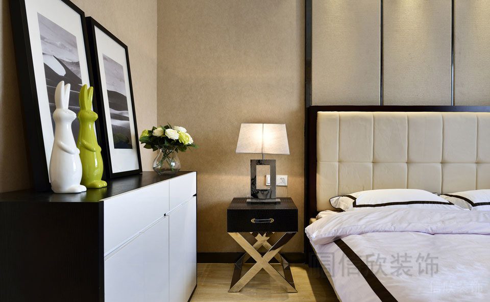 臥室軟包皮革防磕碰定制床創(chuàng)意設(shè)計(jì)簡(jiǎn)約風(fēng)效果