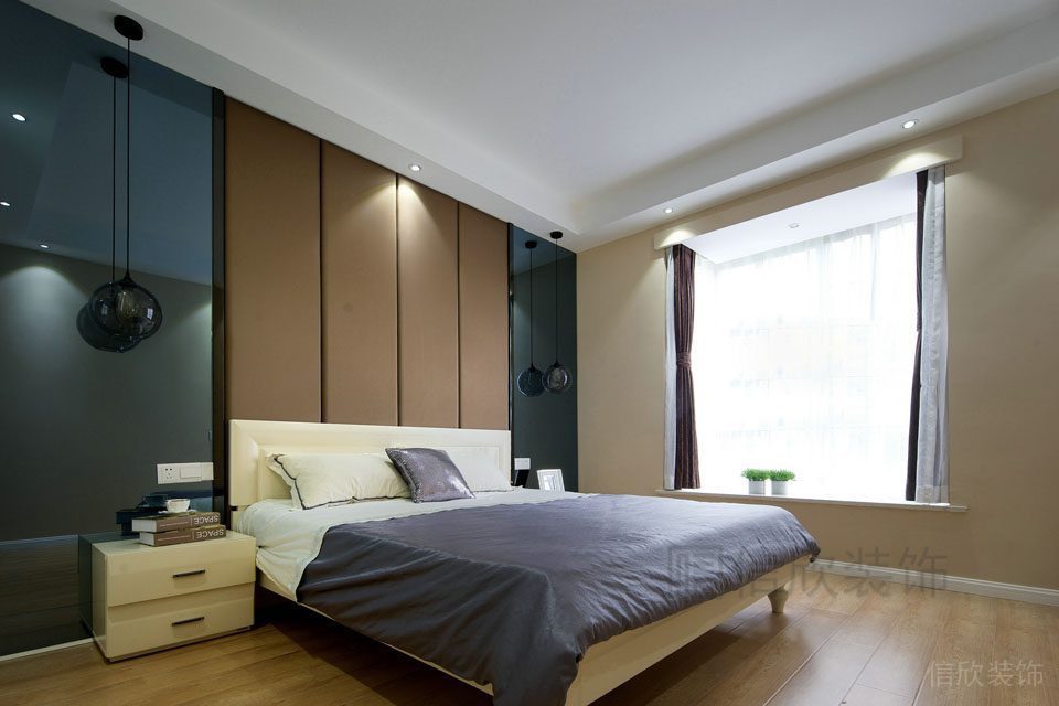 臥室裝修皮革墻體設(shè)計飄窗玻璃休息區(qū)木質(zhì)地板裝修