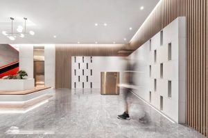 辦公室裝修效果圖簡(jiǎn)約風(fēng)原木風(fēng)墻體條紋鏤空隔斷大理石過(guò)道裝修