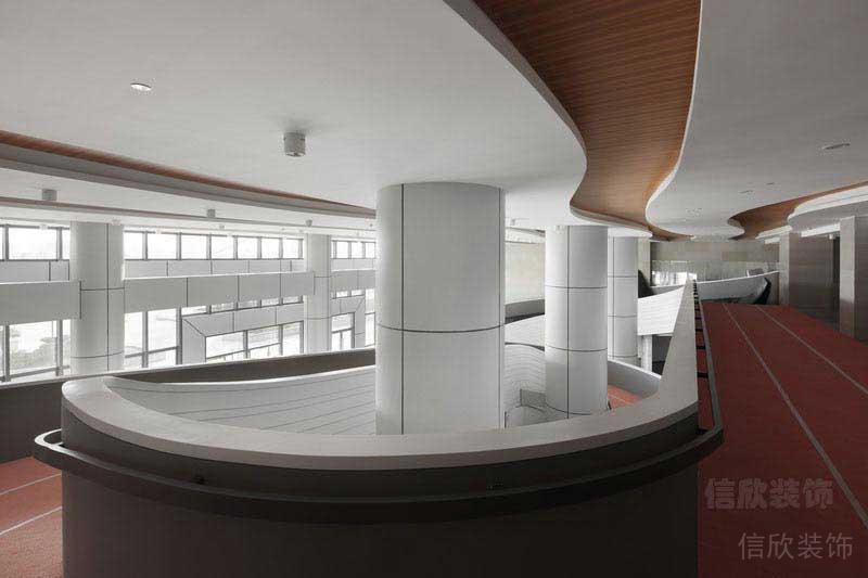 辦公室現代風旋轉式樓梯效果圖