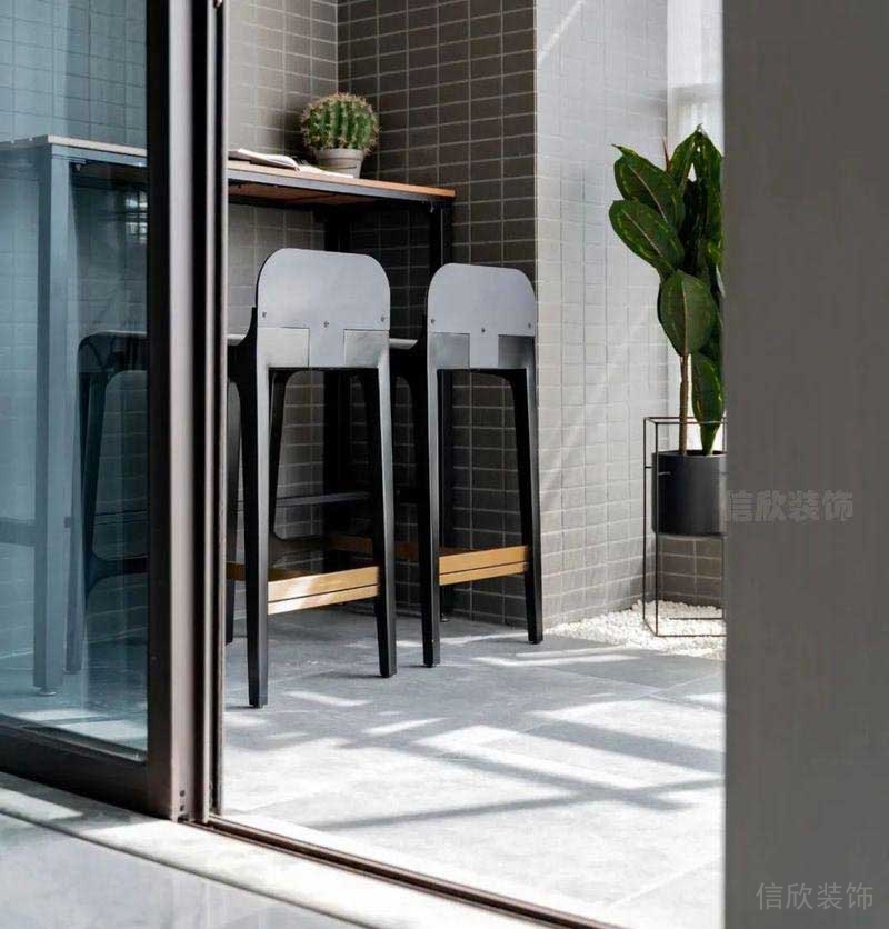 二手房改造現(xiàn)代簡(jiǎn)約風(fēng)陽(yáng)臺(tái)休閑區(qū)效果圖