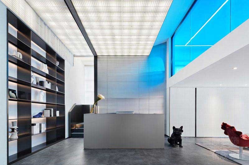 公關(guān)公司灰色系前臺效果圖