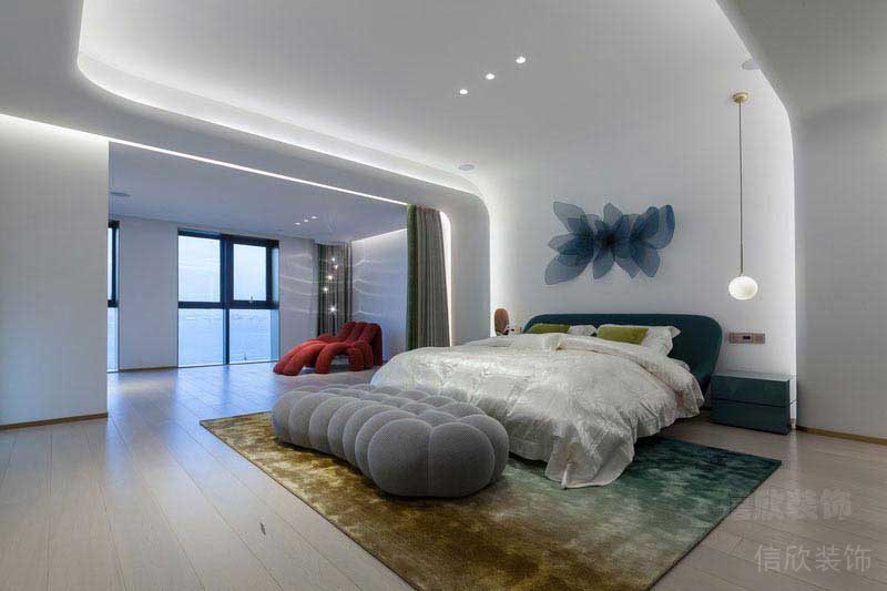 后現(xiàn)代極簡風格臥室睡床
