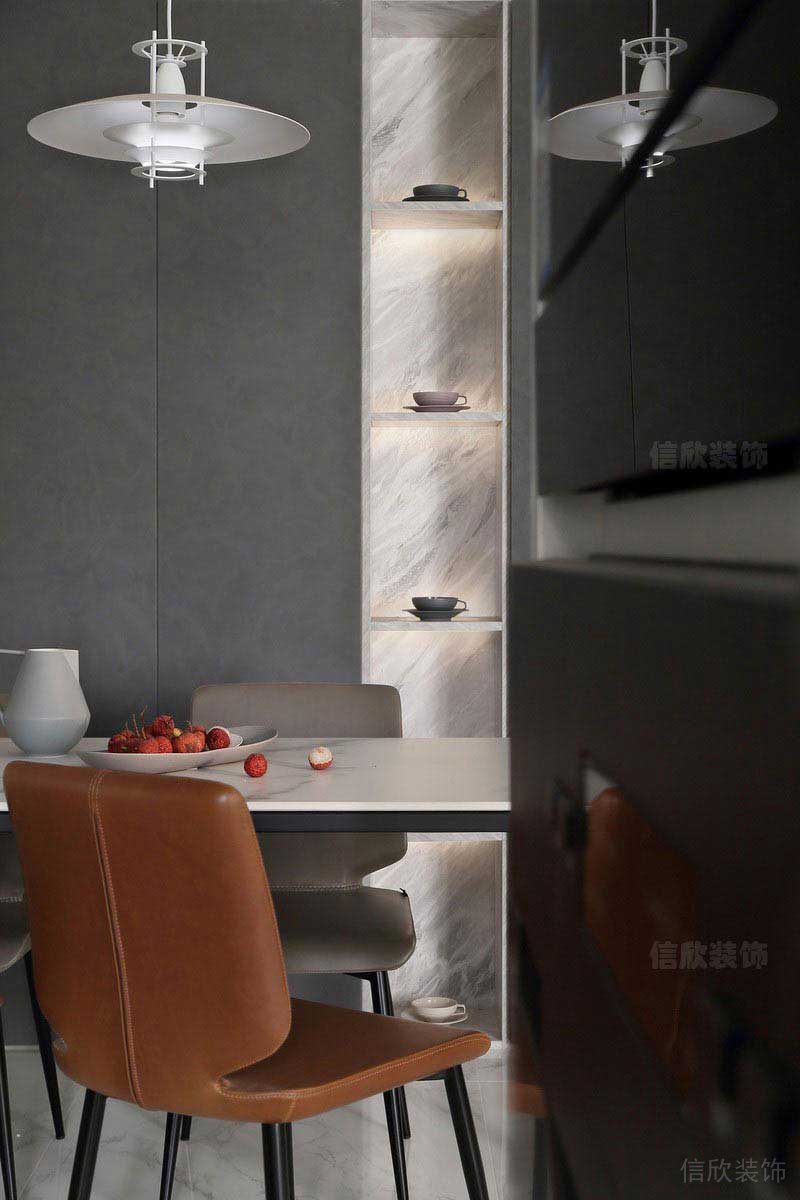 現代極簡風格家居空間餐椅