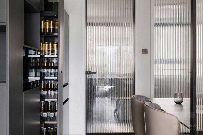 新居現代風餐廳酒柜效果圖