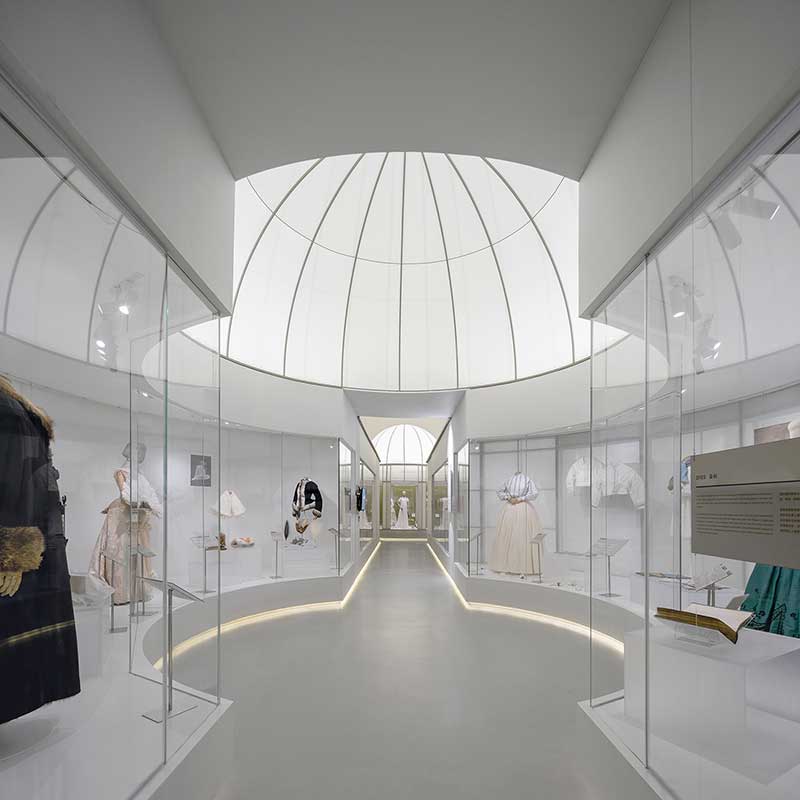 深圳南山區(qū)展廳圓形展示廳裝修設(shè)計(jì)