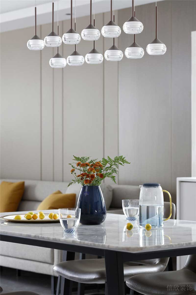 深圳羅湖區(qū)現(xiàn)代簡約風(fēng)家庭新房裝修工程餐桌擺設(shè) 深圳羅湖區(qū)現(xiàn)代簡約風(fēng)家庭新房裝修工程餐桌擺設(shè)