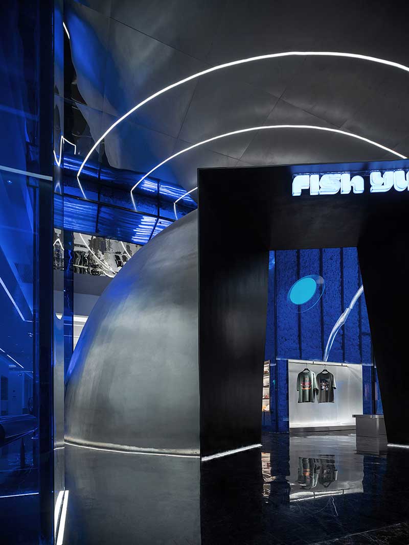 深圳鹽田區服裝店裝修設計入戶門 深圳鹽田區服裝店裝修設計入戶門