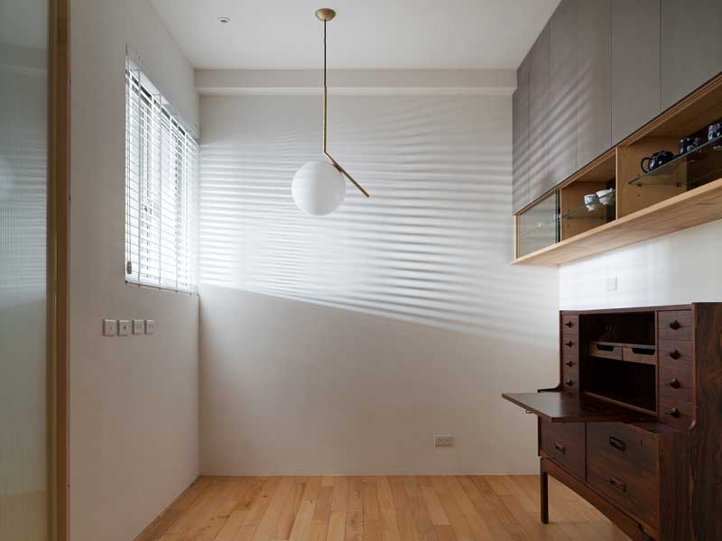 深圳龍崗后現(xiàn)代藍色調三居室裝修圖書房 深圳龍崗后現(xiàn)代藍色調三居室裝修圖書房