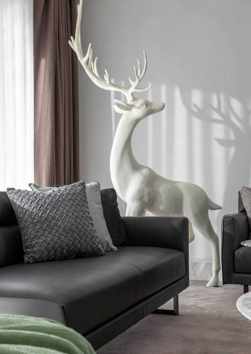 深圳羅湖區(qū)極簡(jiǎn)風(fēng)80平方復(fù)式小戶型裝修設(shè)計(jì)光影效果