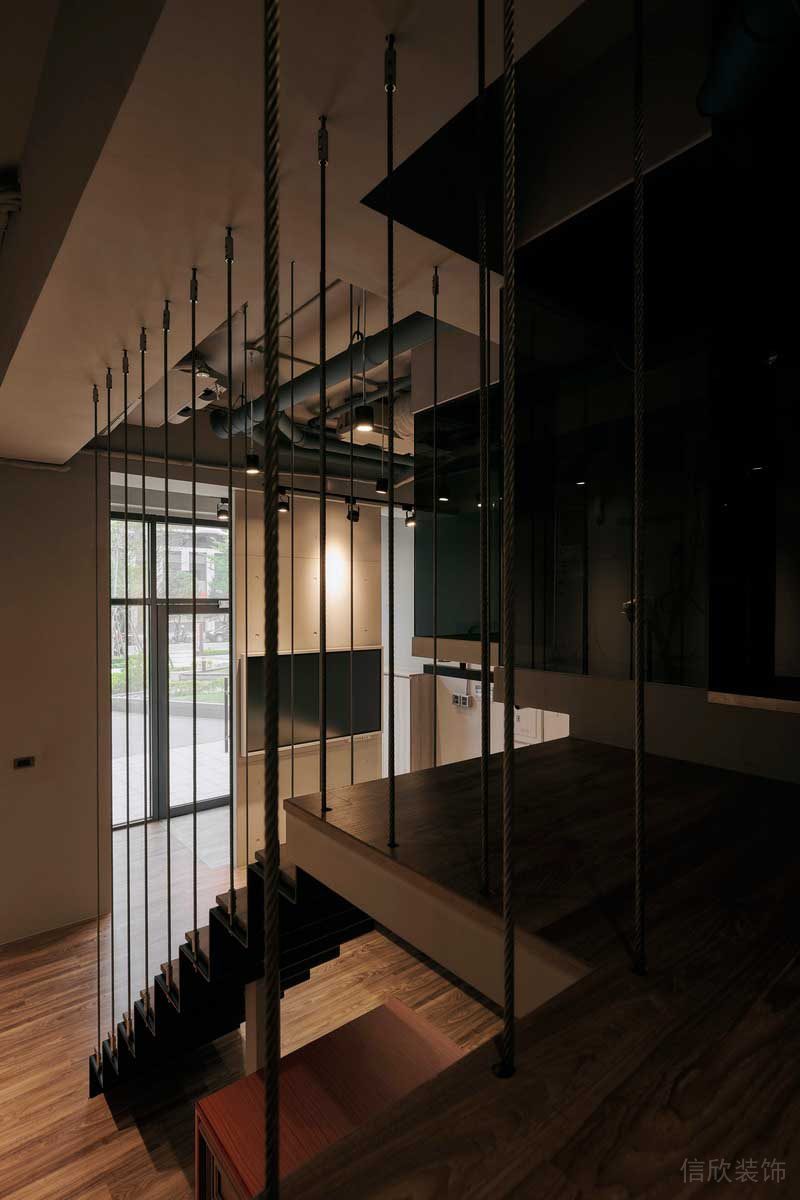 深圳寶安區(qū)工業(yè)風(fēng)辦公室裝修天花 深圳寶安區(qū)工業(yè)風(fēng)辦公室裝修天花