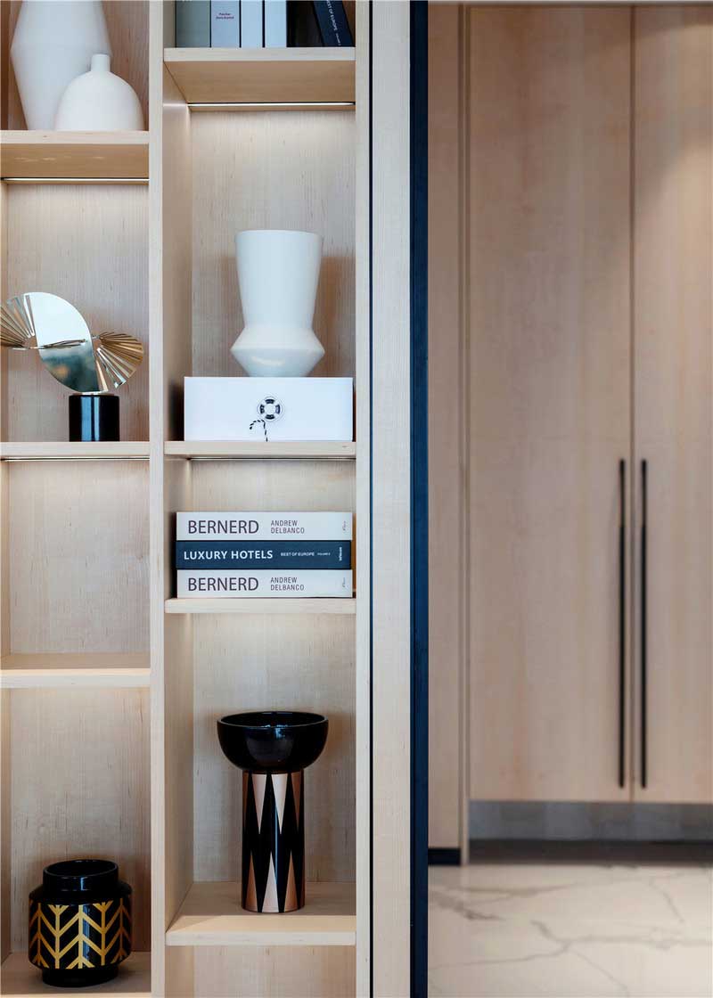 深圳鹽田區輕奢風格舊房裝修施工案例陳列柜 深圳鹽田區輕奢風格舊房裝修施工案例陳列柜