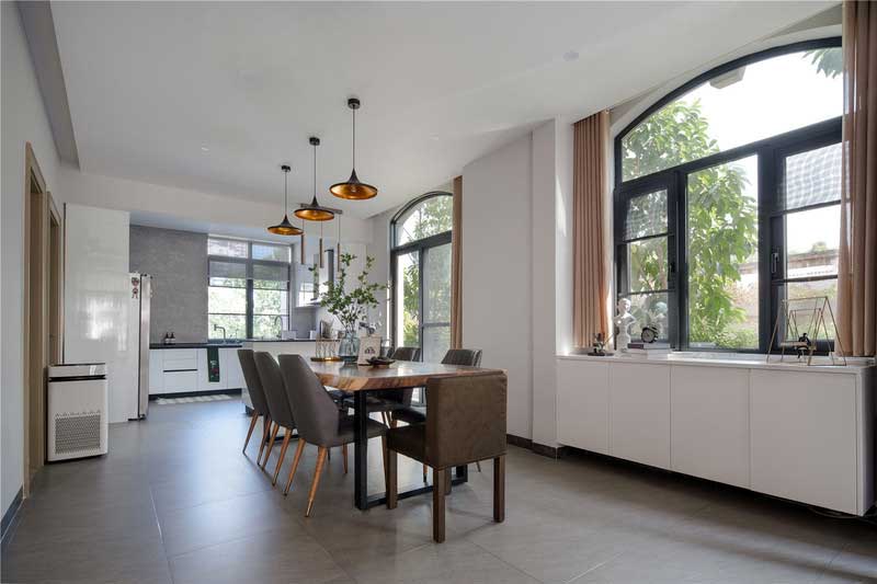 深圳南山簡(jiǎn)約風(fēng)格120平方家庭住房裝修餐廳 深圳南山簡(jiǎn)約風(fēng)格120平方家庭住房裝修餐廳