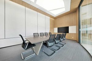 深圳龍華現(xiàn)代風(fēng)格大型辦公室裝修設(shè)計會議室效果圖