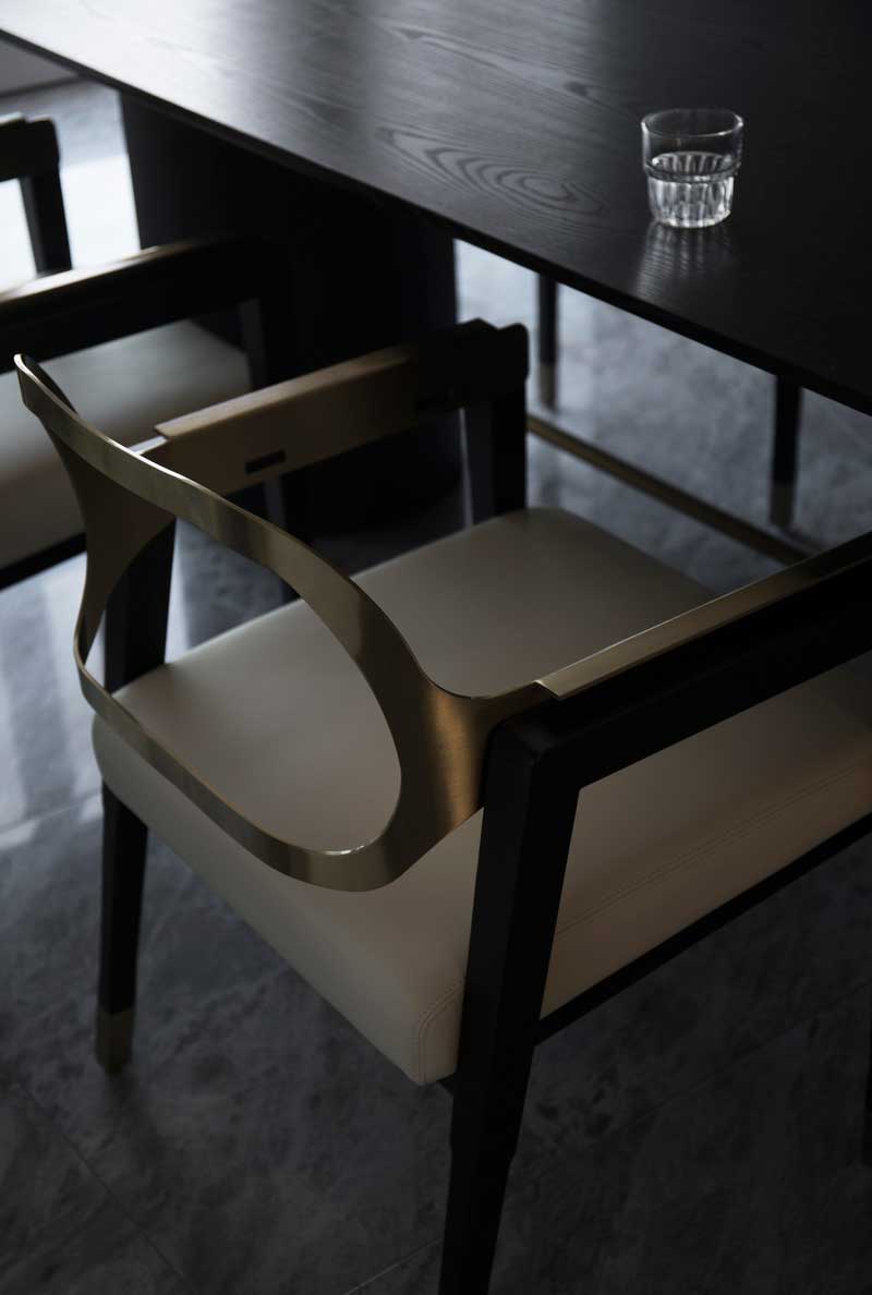 深圳南山區南油現代中式二手房翻新裝修餐椅 深圳南山區南油現代中式二手房翻新裝修餐椅