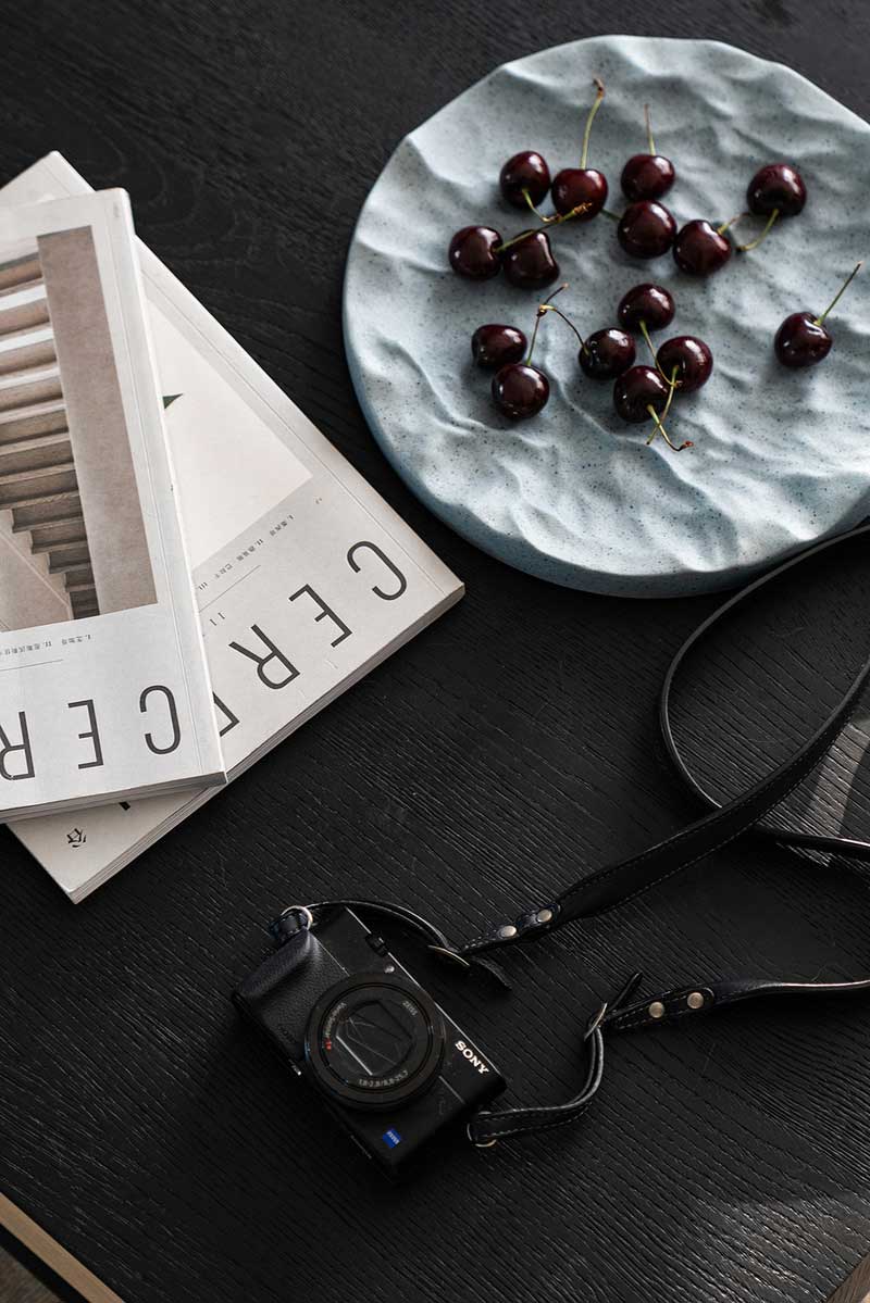 家,應是一個讓人放下一切繁雜瑣事,能閉上眼睛,好好享受放松時光的空間。 家,應是一個讓人放下一切繁雜瑣事,能閉上眼睛,好好享受放松時光的空間。