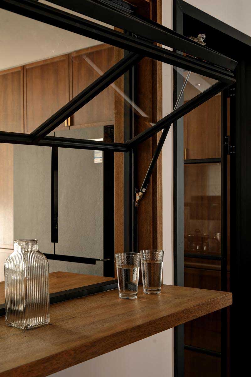 深圳龍崗區美式復古風家裝裝修實景圖櫥窗吧臺 深圳龍崗區美式復古風家裝裝修實景圖櫥窗吧臺