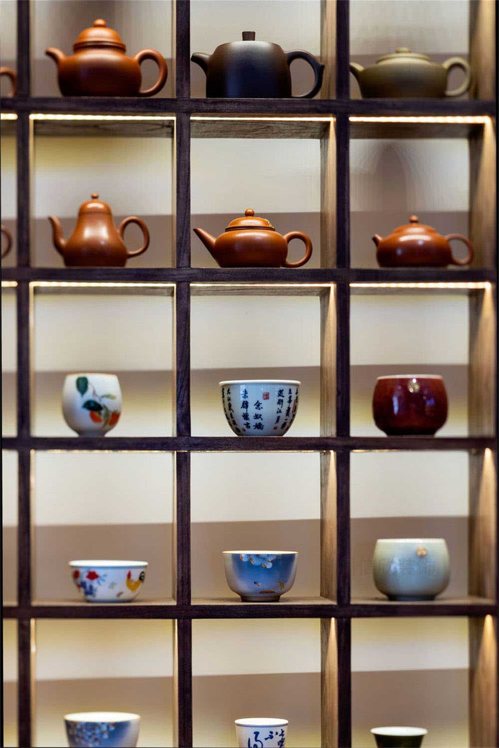 深圳龍崗新中式茶館裝修設(shè)計(jì)裝飾展示架