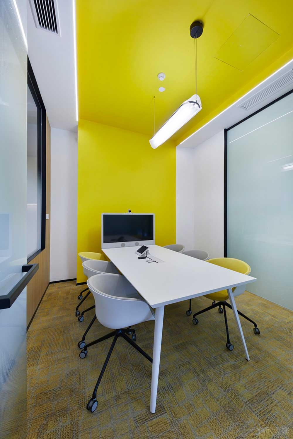 深圳南山區酷派大廈現代風格辦公室裝修洽談室 深圳南山區酷派大廈現代風格辦公室裝修洽談室