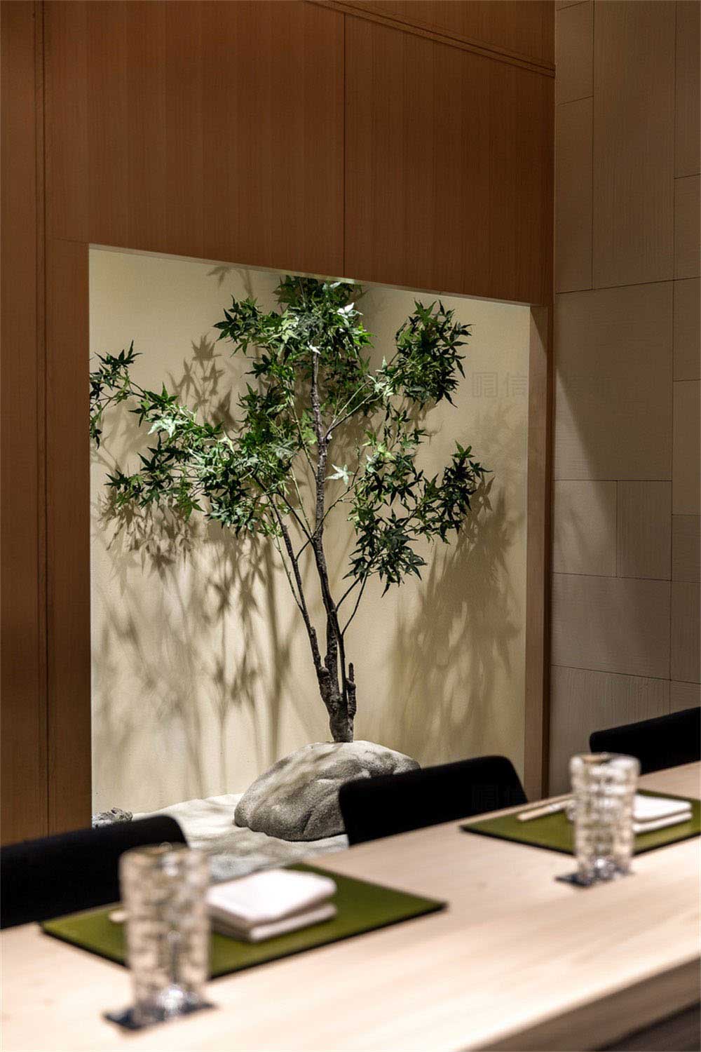 深圳寶安日式風格壽司店裝修設計綠植景觀 深圳寶安日式風格壽司店裝修設計綠植景觀