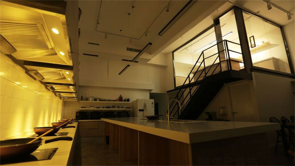 深圳市南山區后海茉莉的氧氣廚房-甜品中西餐培訓教室大廳 深圳市南山區后海茉莉的氧氣廚房-甜品中西餐培訓教室大廳