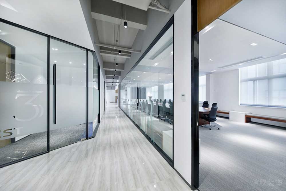 寶安區(qū)朗峻廣場現(xiàn)代簡約風(fēng)格辦公室裝修設(shè)計過道