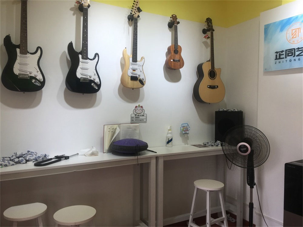 深圳南山區(qū)鋼琴培訓(xùn)機構(gòu)吧臺區(qū)