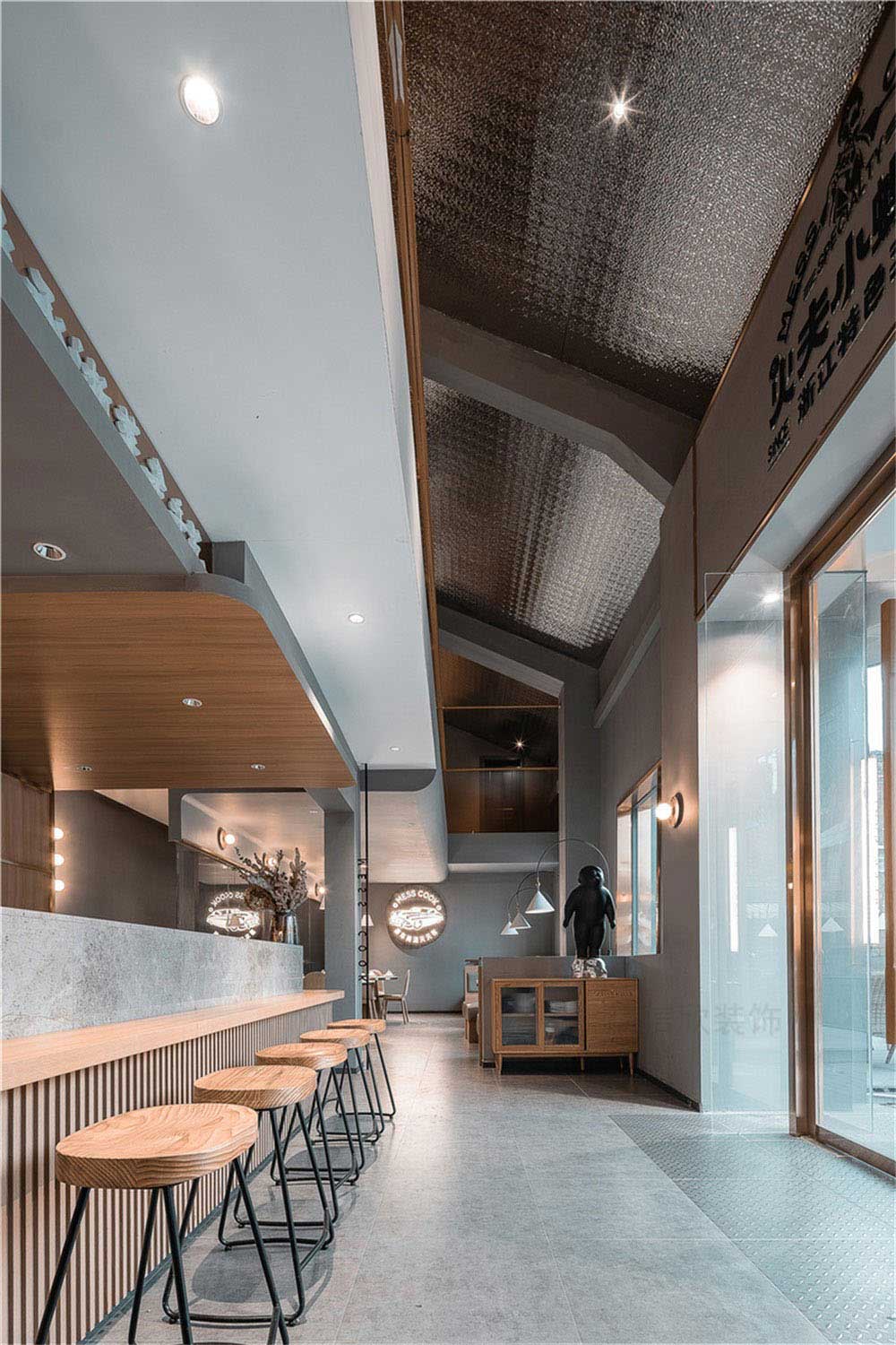 簡約風浙江特色菜連鎖餐廳深圳龍華店裝修設計天花 簡約風浙江特色菜連鎖餐廳深圳龍華店裝修設計天花