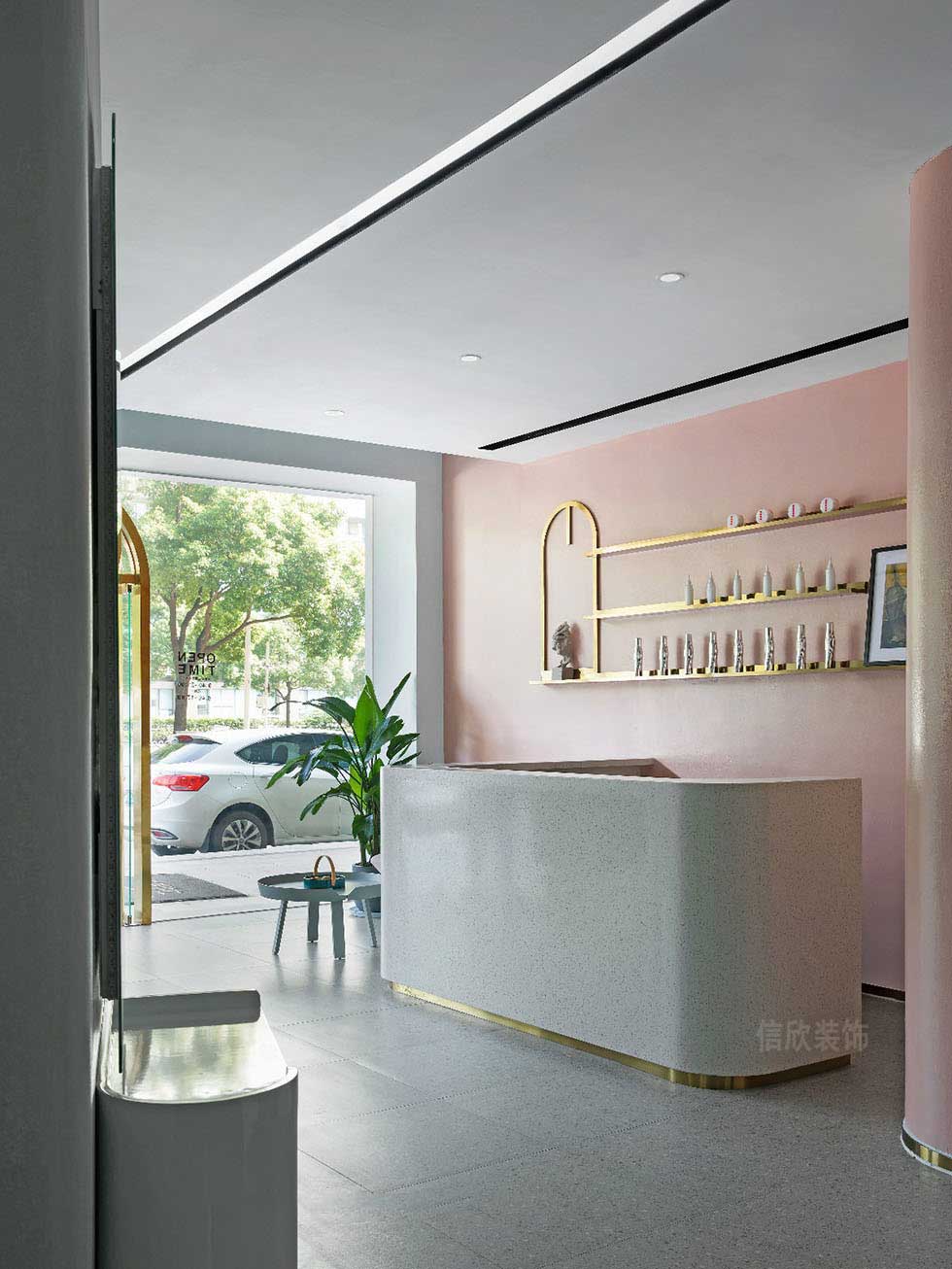 深圳羅湖時尚發型會所裝修大廳實景案例 深圳羅湖時尚發型會所裝修大廳實景案例