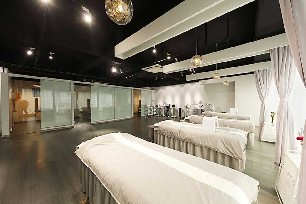 黑色時(shí)尚美容店大廳裝修設(shè)計(jì)