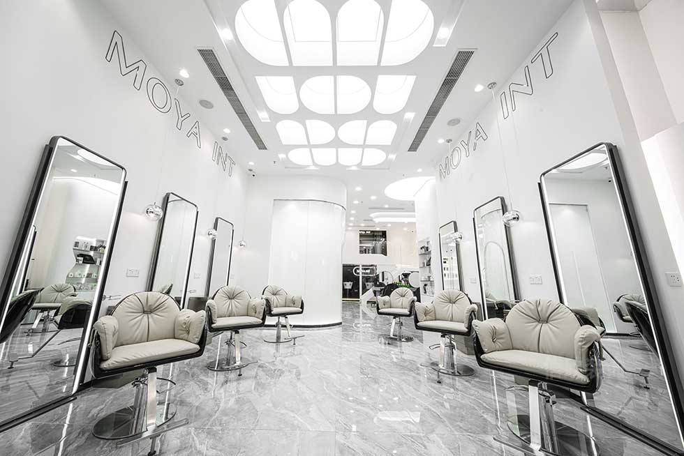 深圳南山美發(fā)店美發(fā)沙龍大廳裝修設(shè)計(jì) 深圳南山美發(fā)店美發(fā)沙龍大廳裝修設(shè)計(jì)