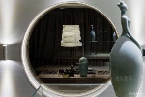 中式風(fēng)鏤空墻體鏡面裝飾設(shè)計店鋪裝修