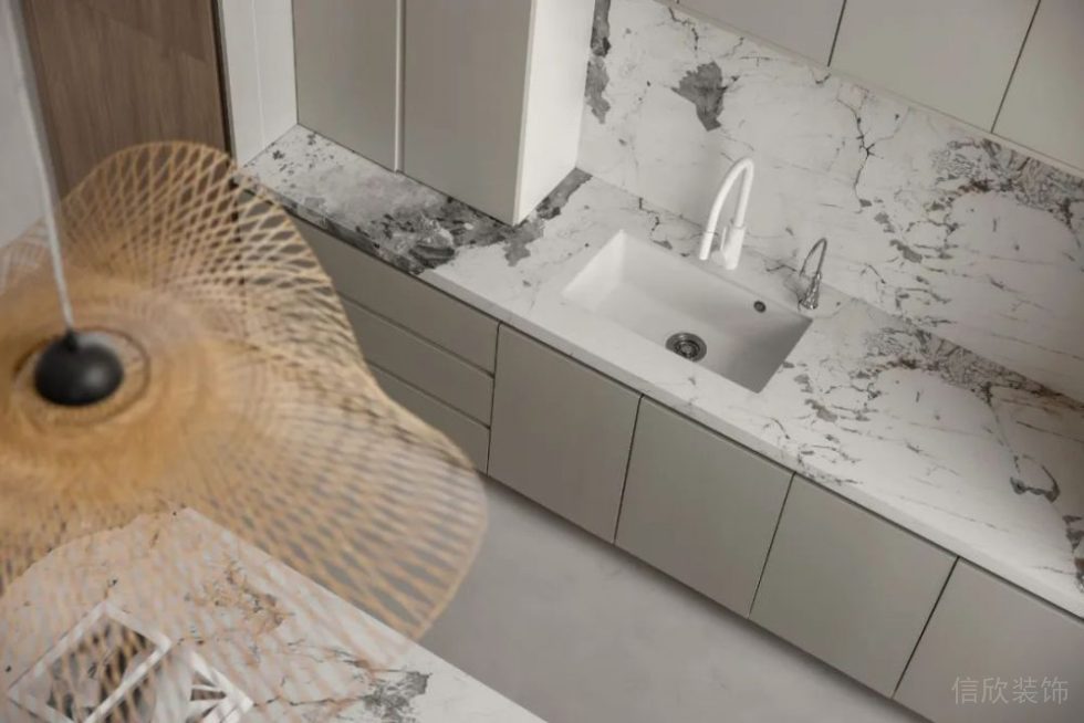 簡(jiǎn)約風(fēng)格商務(wù)公司茶水間效果圖