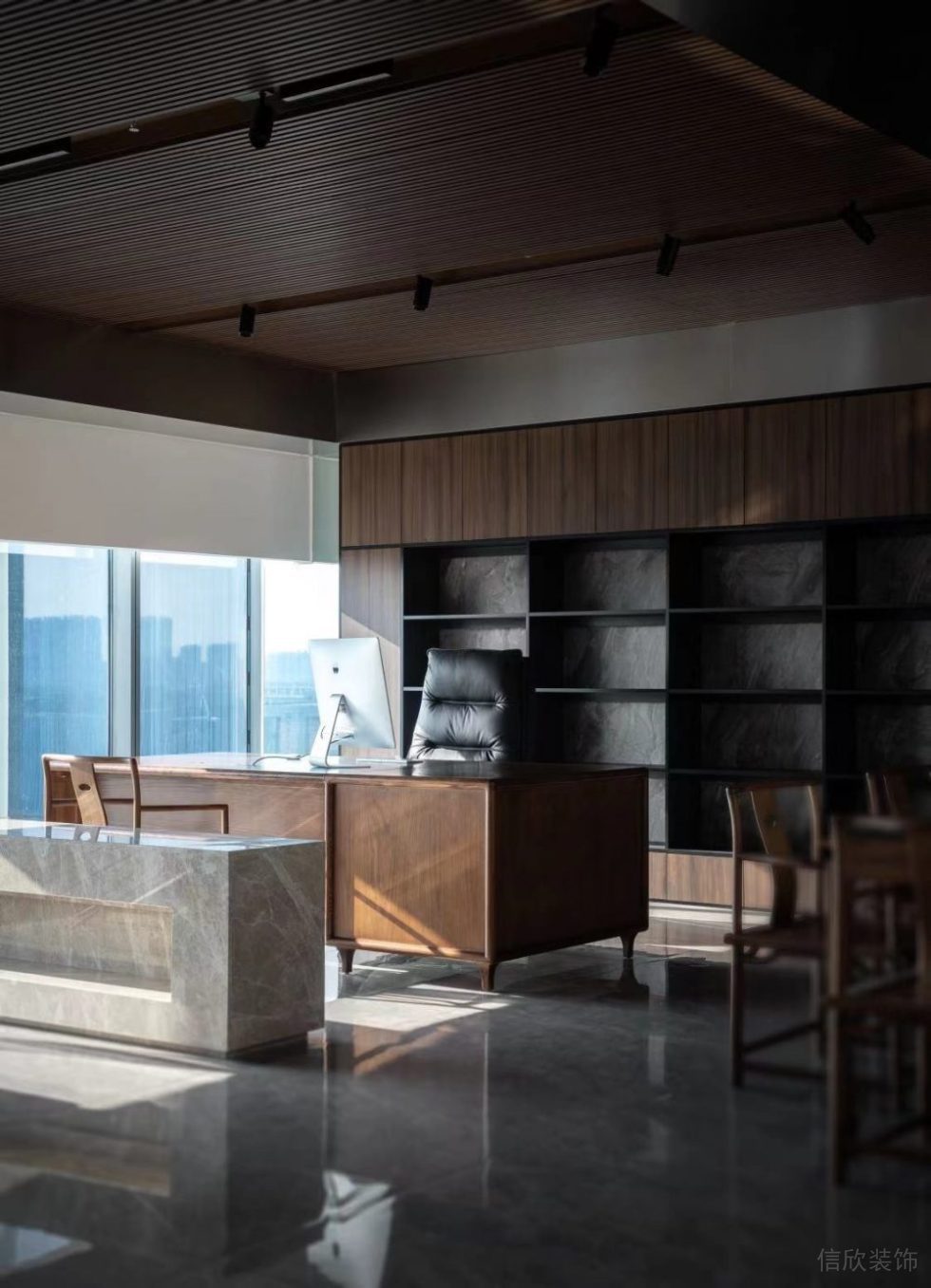 簡約風(fēng)格商業(yè)機構(gòu)公司董事長辦公室效果圖