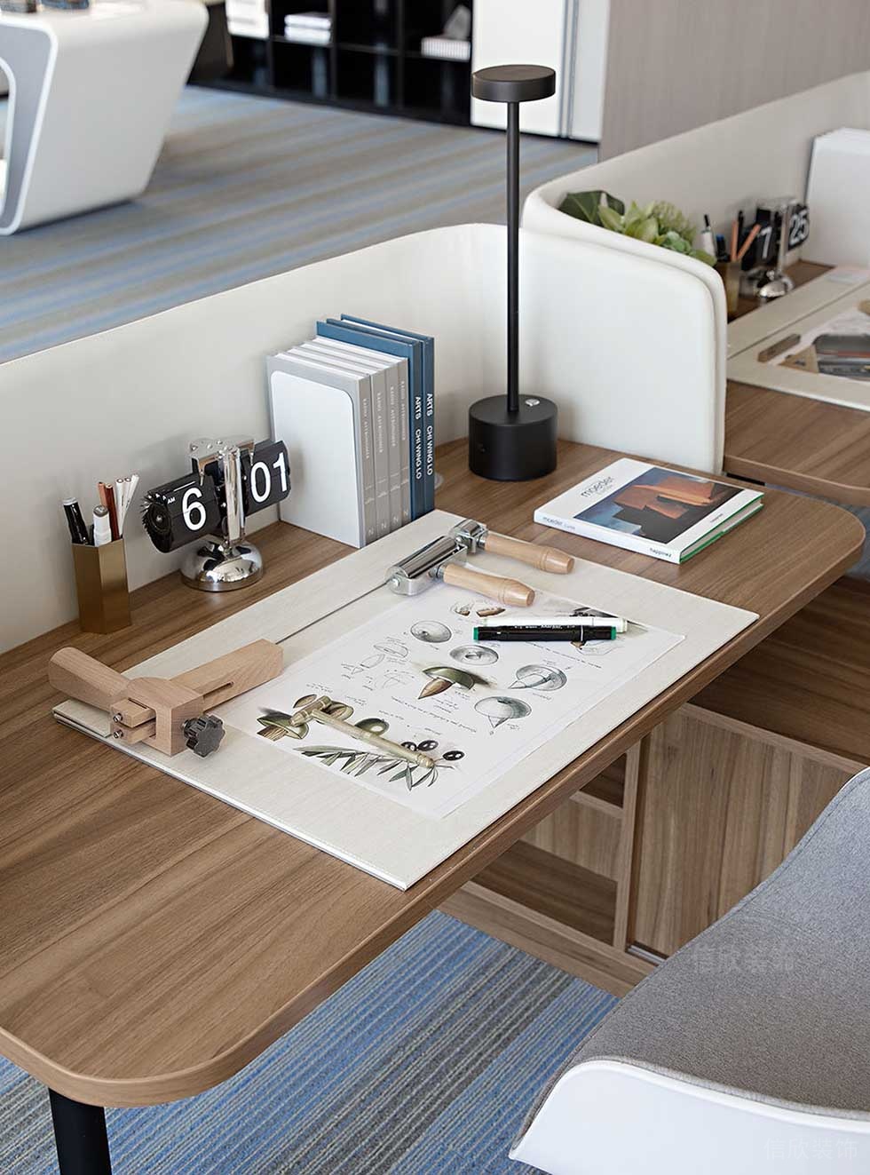 簡約風格公司卡座辦公區(qū)設(shè)計圖