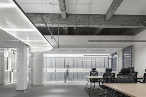 現(xiàn)代簡約風格企業(yè)寫字樓辦公區(qū)裝修圖