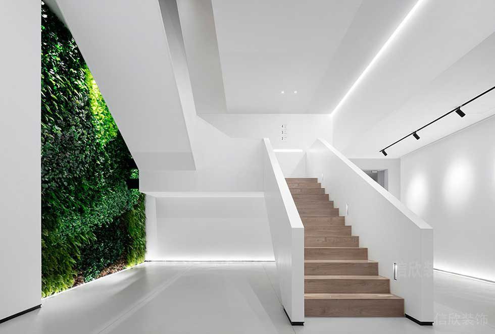 現(xiàn)代簡(jiǎn)約風(fēng)格商務(wù)辦公室樓梯廳裝修圖