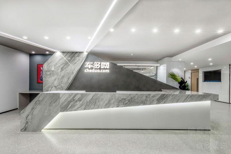 龍崗網(wǎng)絡(luò)公司辦公室前臺(tái)裝修