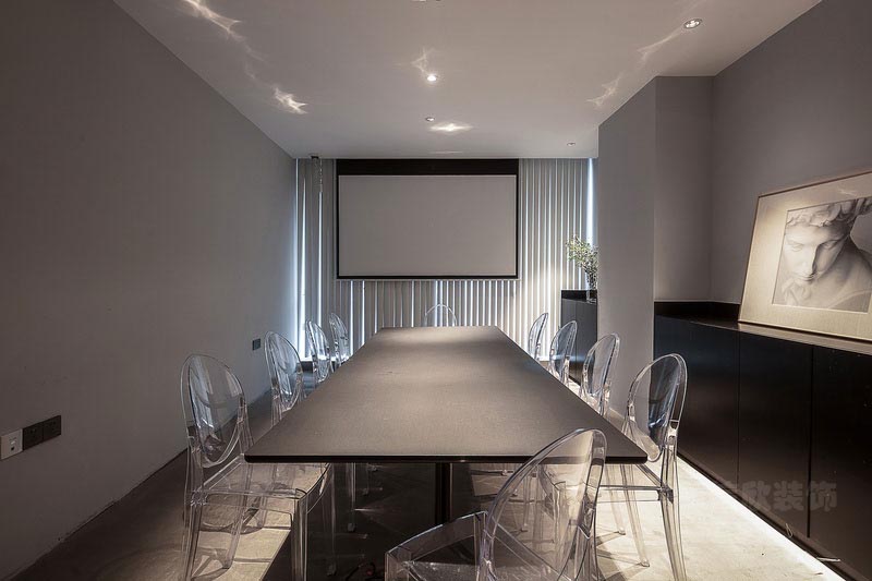 深圳南山現代工業風設計公司辦公室裝修會議室 深圳南山現代工業風設計公司辦公室裝修會議室