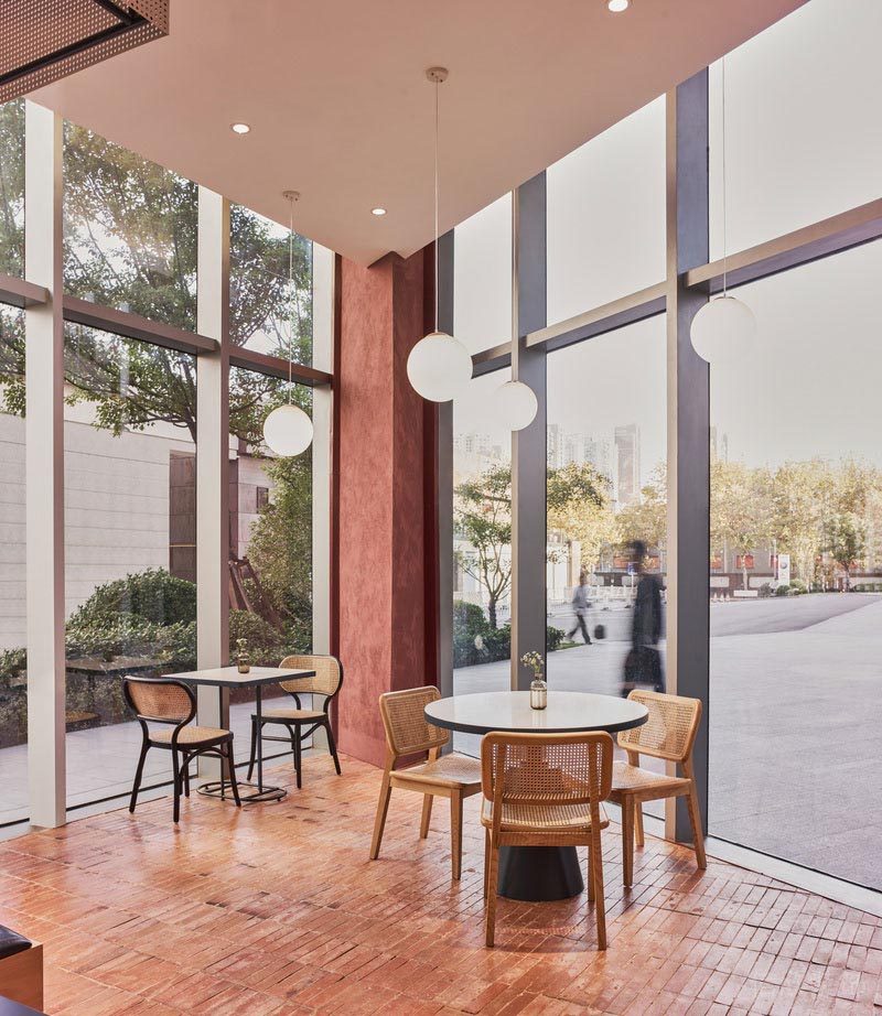 南山餐廳裝修設(shè)計(jì)效果圖藝術(shù)吊頂