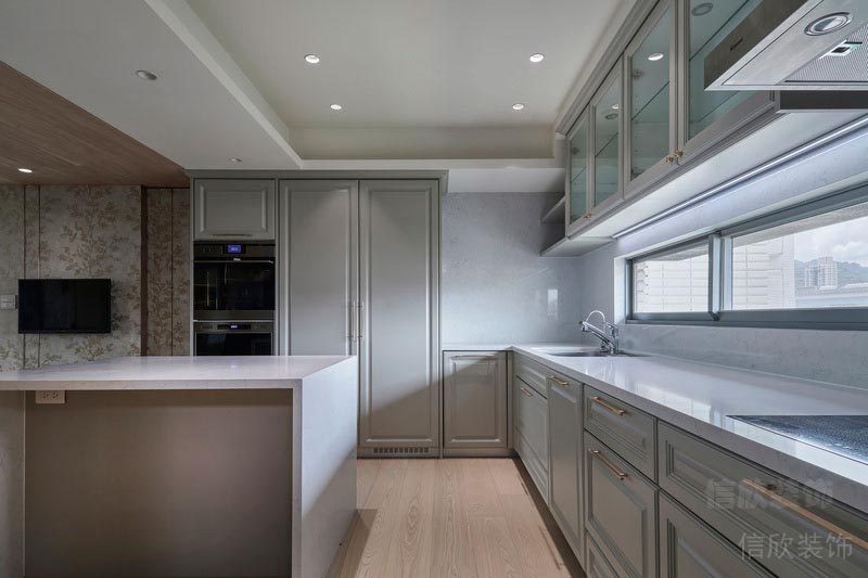 深圳市寶安區(qū)御品巒山花園廚房